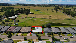 Picture of 33 Dunnart Street, ABERGLASSLYN NSW 2320