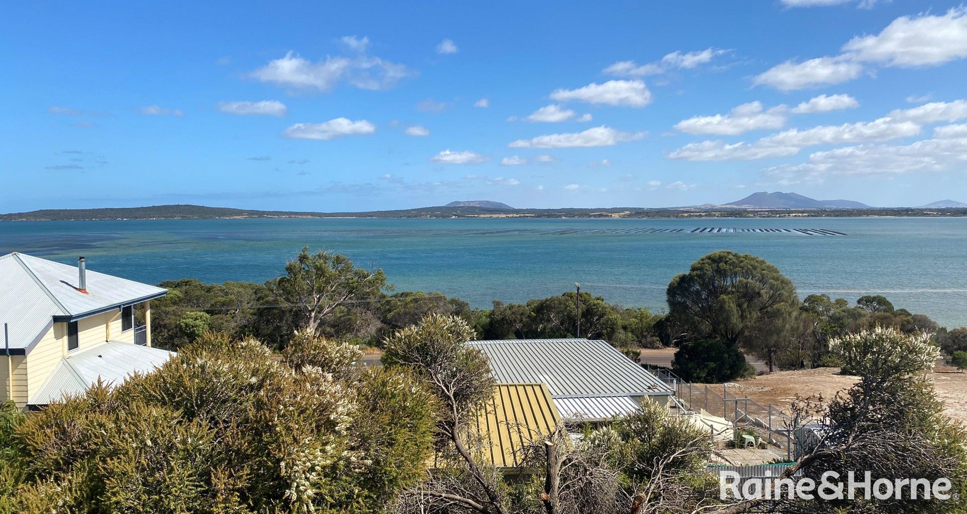 8 Pine Crescent, Coffin Bay SA 5607, Image 1