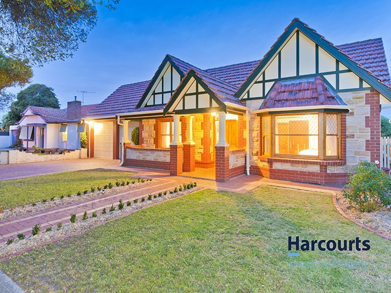 12 Rodgers Avenue, Henley Beach South SA 5022, Image 1