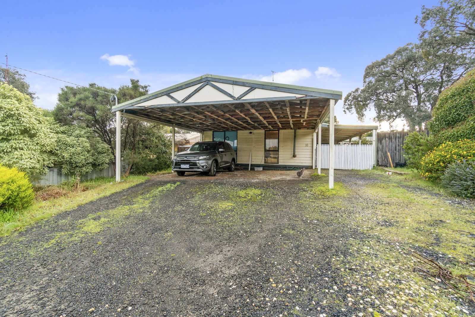 10 Marin Court Broadford VIC 3658 Domain