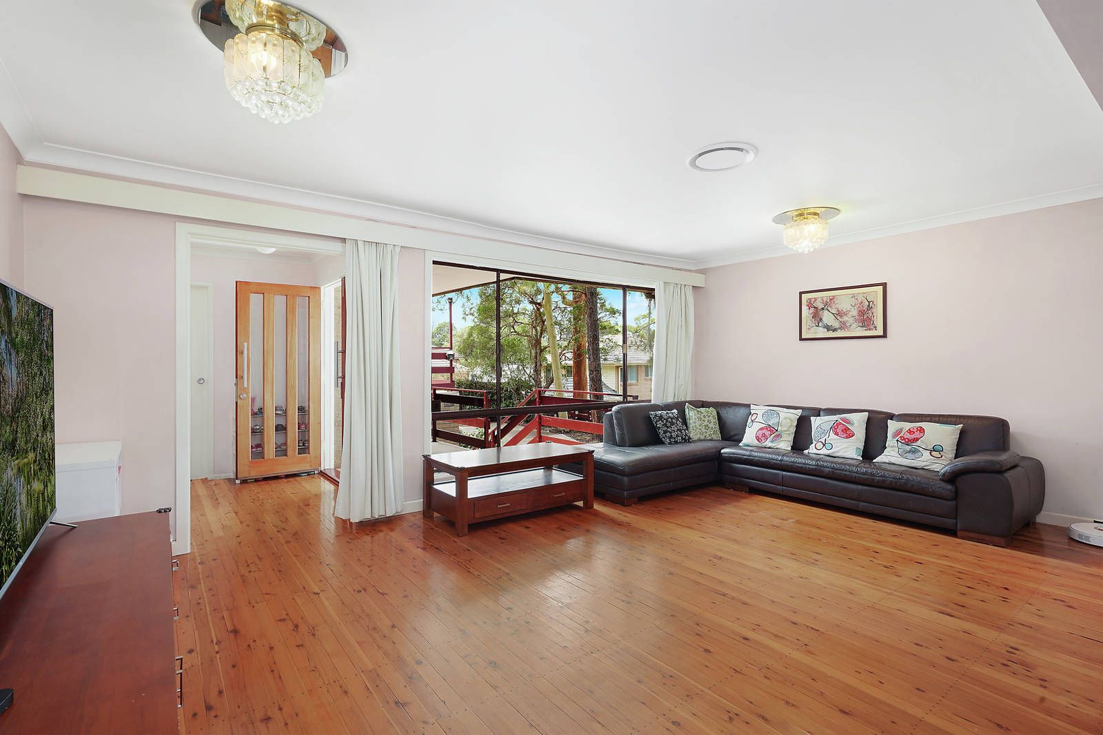 23 Clovelly Road, Hornsby NSW 2077, Image 2