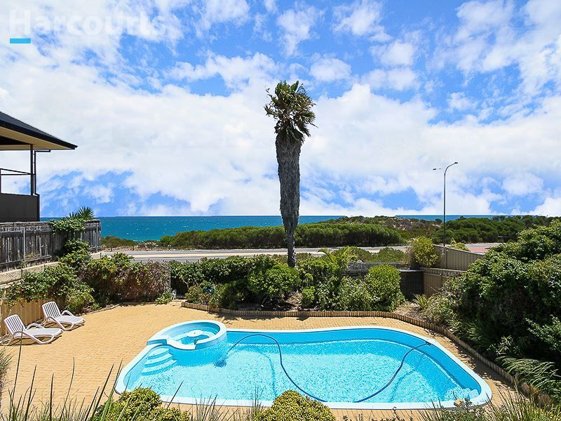 16 Mabena Place, Ocean Reef WA 6027, Image 0