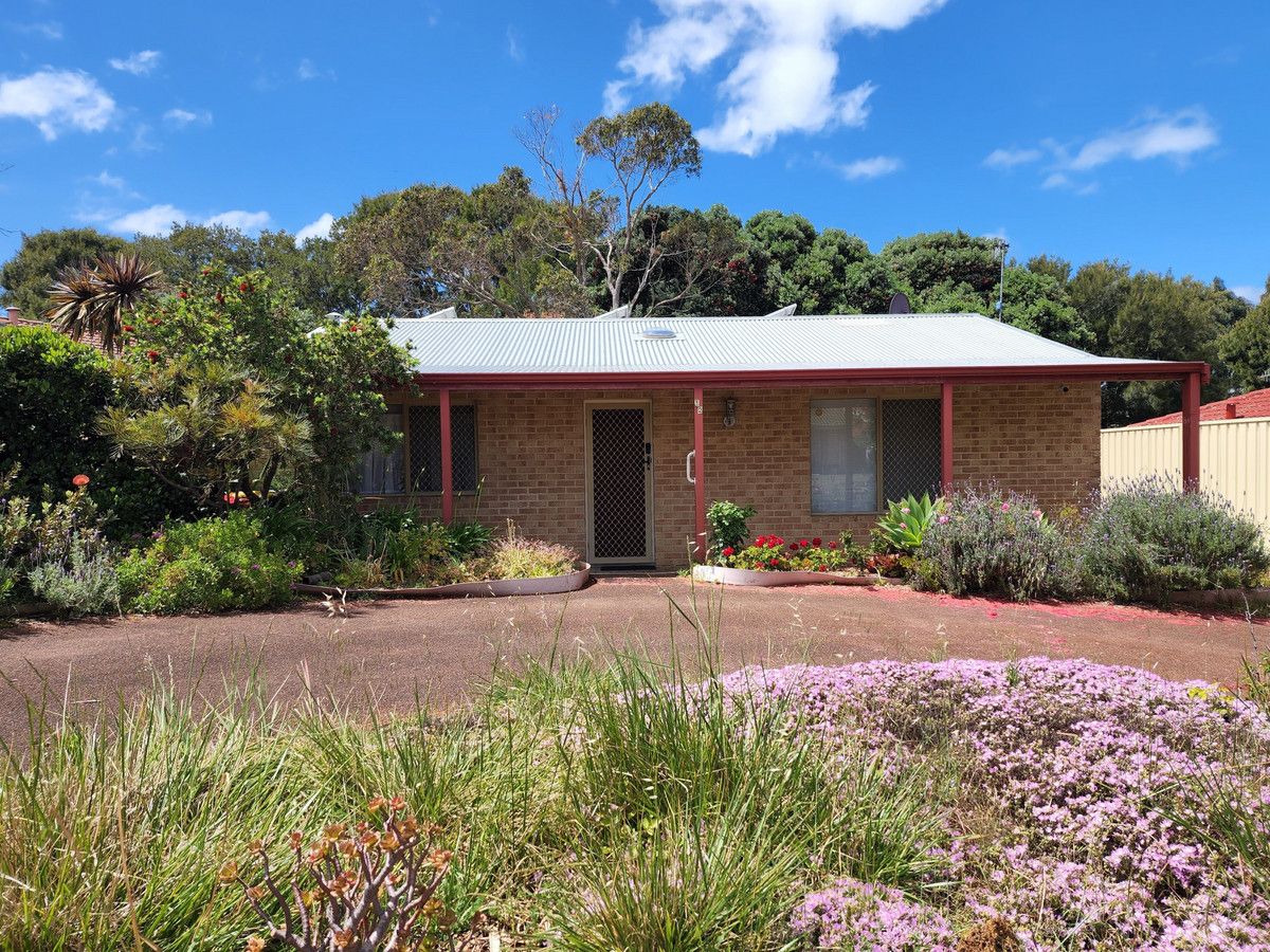 12 Vivian Crescent, Lockyer WA 6330, Image 0