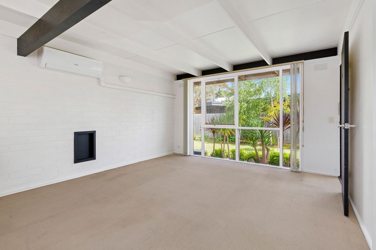 2/18 Separation Street, Mornington VIC 3931, Image 2