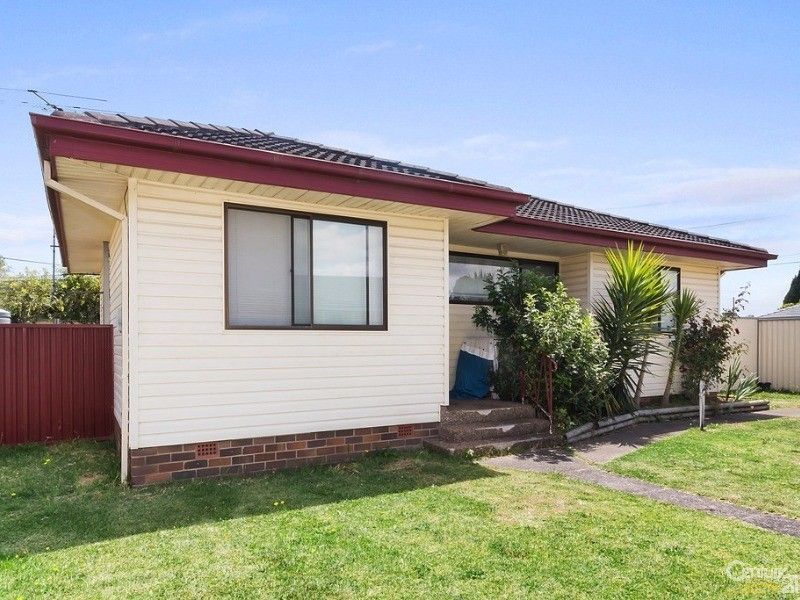 2 Kalgoorlie Place, Cartwright NSW 2168, Image 0