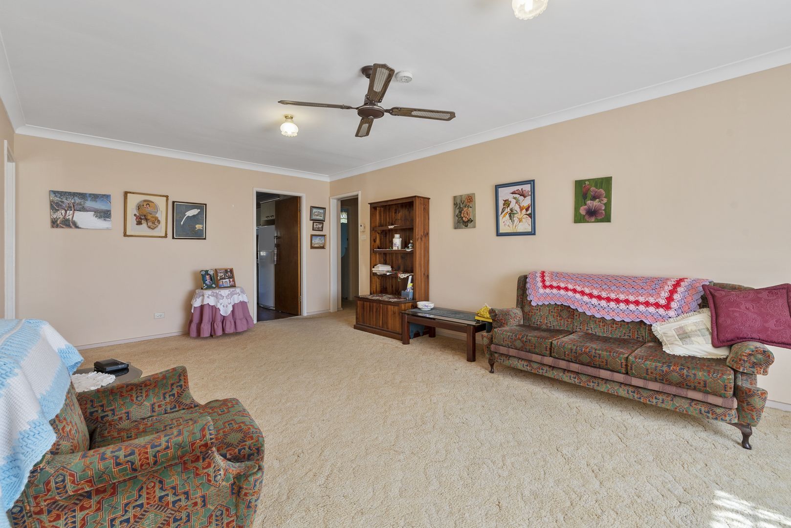 42 Cruikshank Avenue, Elderslie NSW 2570, Image 2