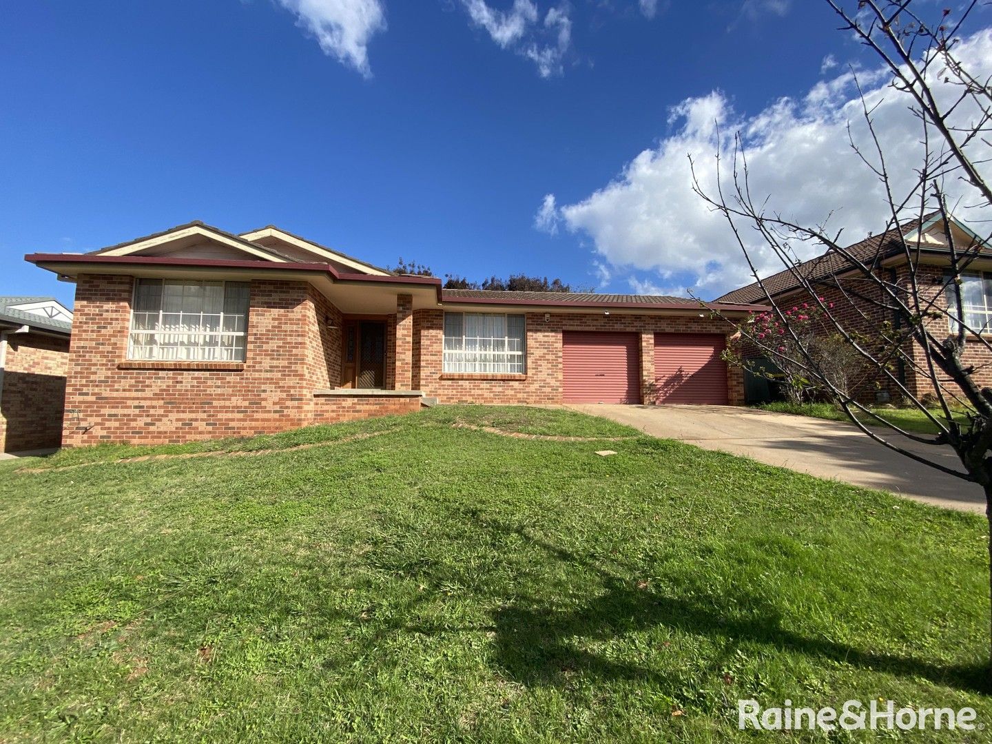 4 bedrooms House in 14 Banksia Street ORANGE NSW, 2800