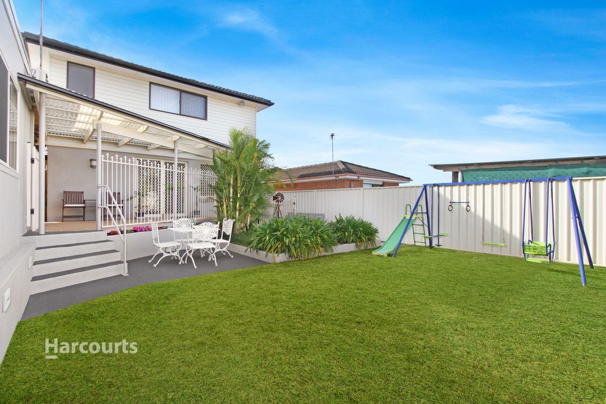 15 Kylie Place, Dapto NSW 2530, Image 2