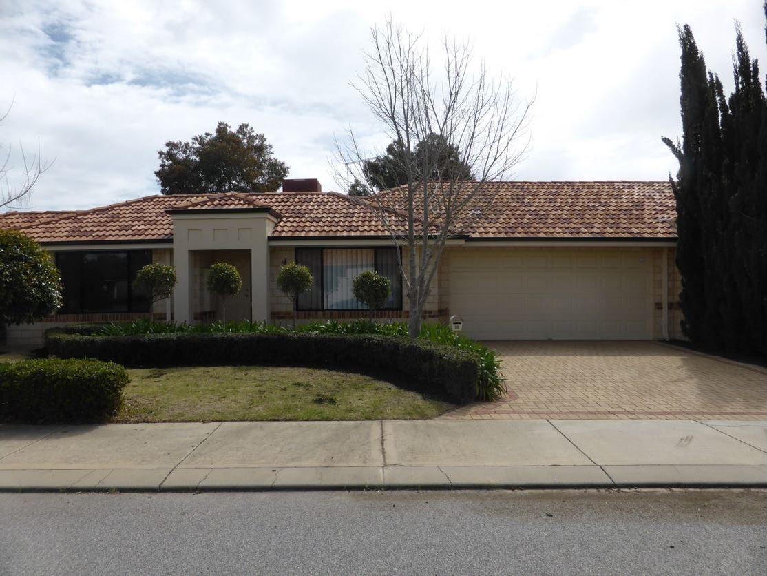3 bedrooms House in 5B Waxberry Gdns CANNING VALE WA, 6155