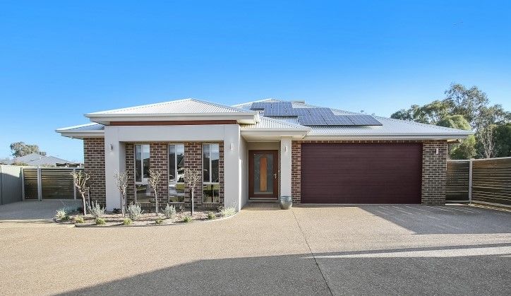 4 bedrooms House in  THURGOONA NSW, 2640
