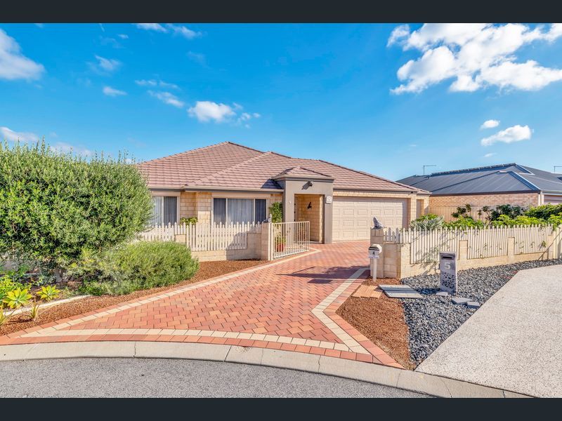 4 Skerne Court, Madora Bay WA 6210, Image 0