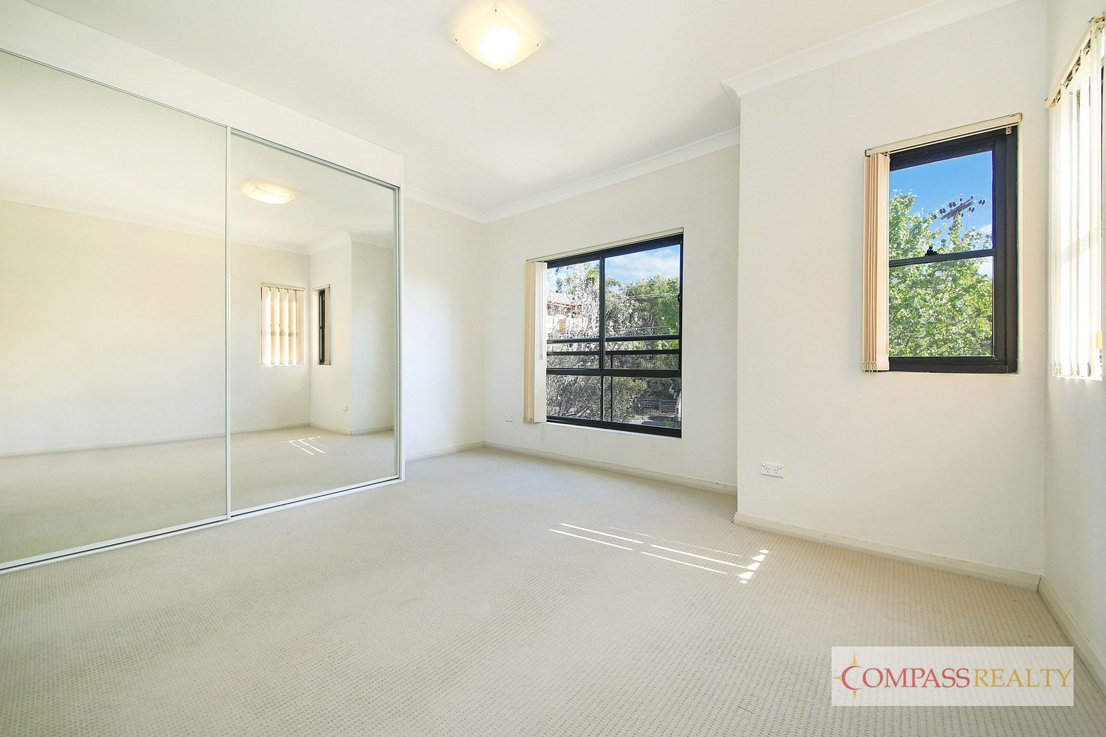 1/1418 Connells Point Road, South Hurstville NSW 2221 Townhouse For