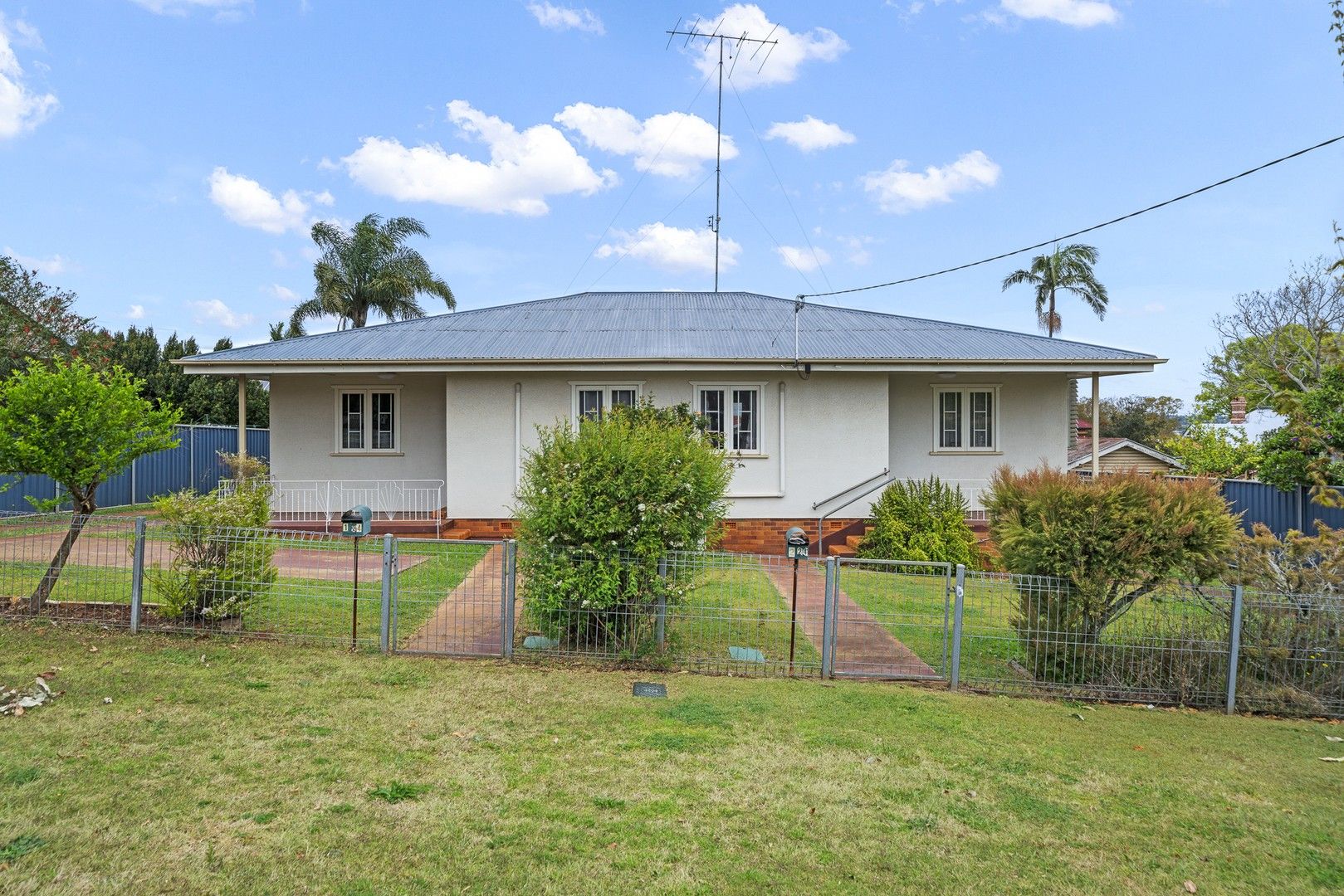 1 & 2/24 Chilcote Street, North Toowoomba QLD 4350, Image 0