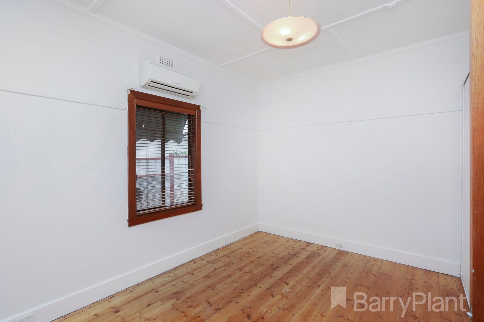 51 Couch Street, Sunshine VIC 3020, Image 2