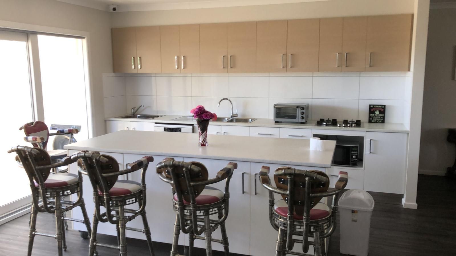 1 bedrooms House in 1/1104 North Road BENTLEIGH EAST VIC, 3165