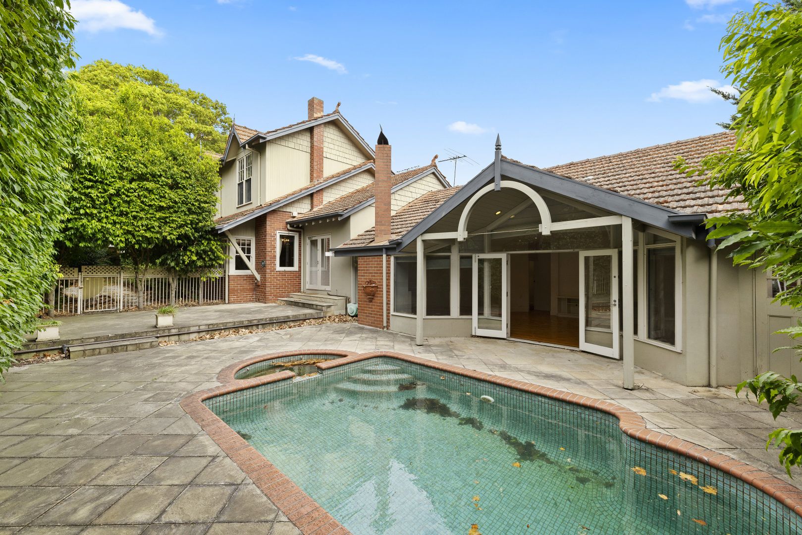 2 Oak Street, Canterbury VIC 3126, Image 2