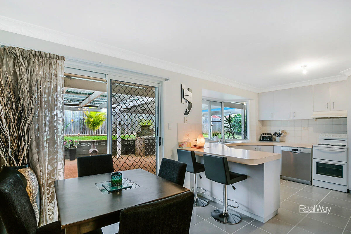 Additional image 3 of 11 Millicent Court, Centenary Heights QLD 4350