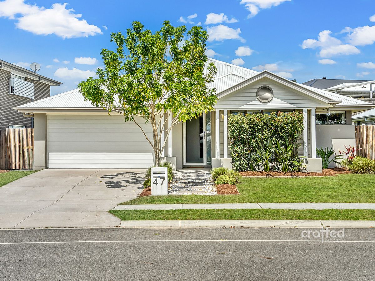 4 bedrooms House in 47 Everleigh Drive GREENBANK QLD, 4124