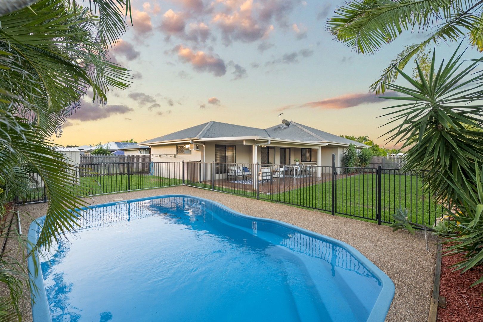 4 bedrooms House in 41 Gatwick Street BURDELL QLD, 4818
