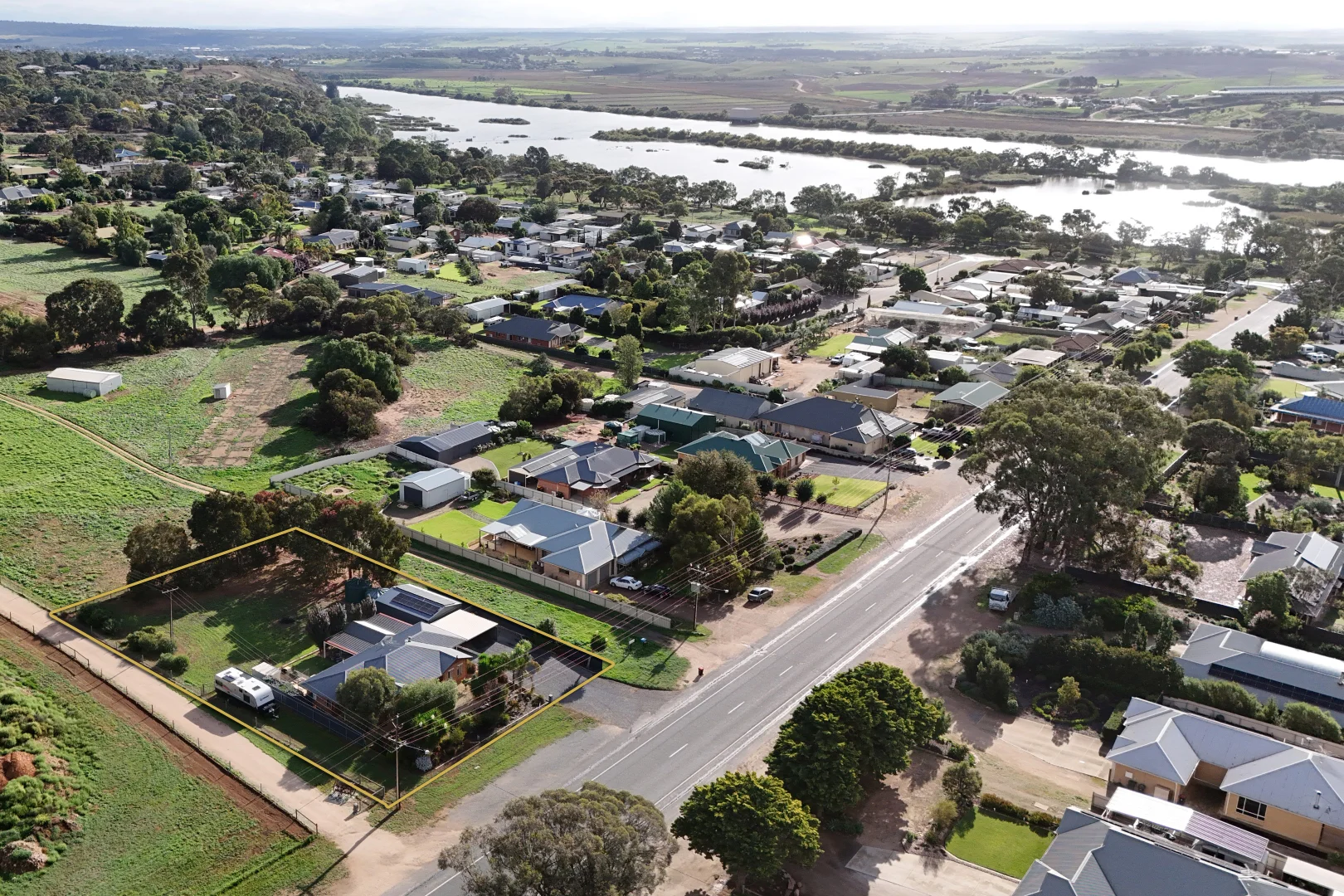 Additional image 27 of 39 Tooma Drive, Riverglades SA 5253