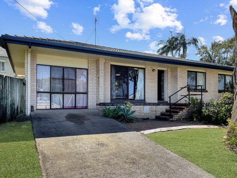 3 bedrooms House in 13 Edmund Street MOFFAT BEACH QLD, 4551