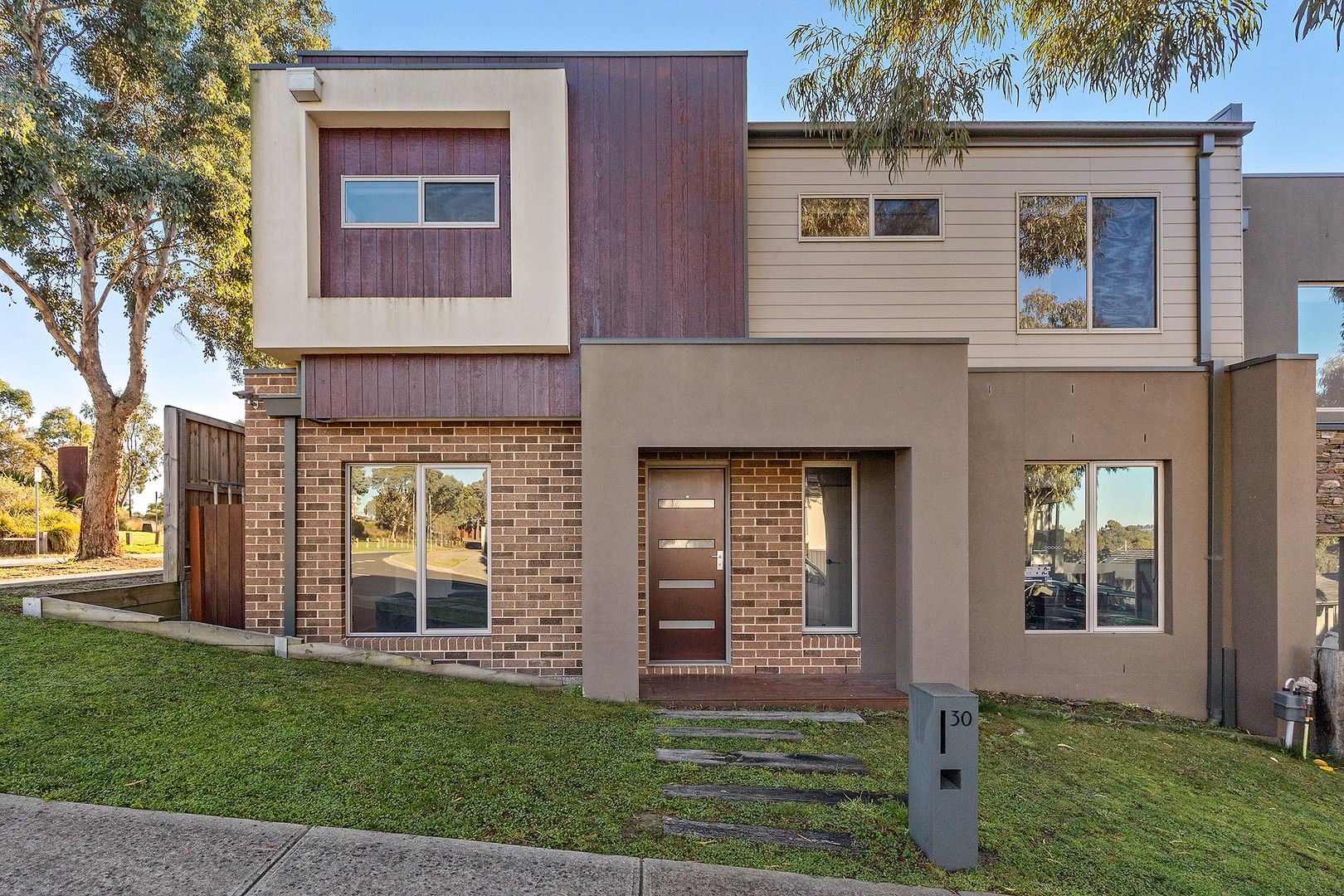 30 Tooradin Crescent, Doreen VIC 3754 House For Rent 550 Domain