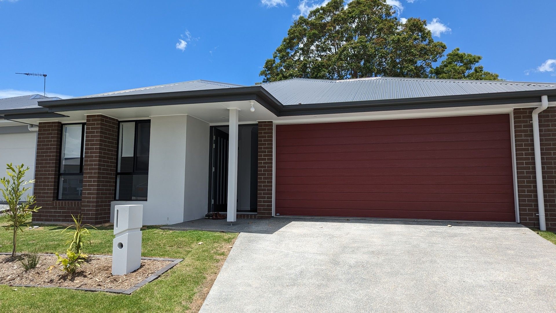 4 bedrooms House in  FLINDERS VIEW QLD, 4305