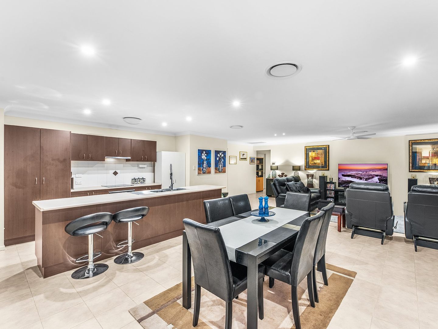 Sold 21 Emily Place, Sumner QLD 4074 on 13 Jan 2023 2018257212 Domain