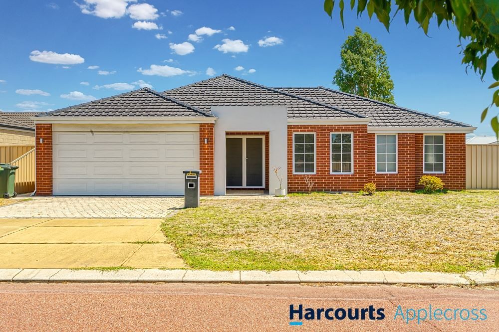 4 bedrooms House in 7 Marginata Parkway CANNING VALE WA, 6155