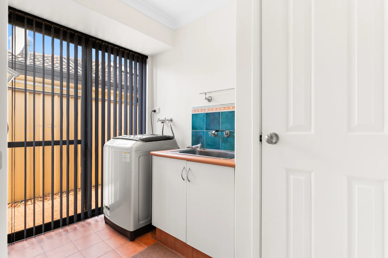 Additional image 8 of 8 Deanmore Bend, Hammond Park WA 6164