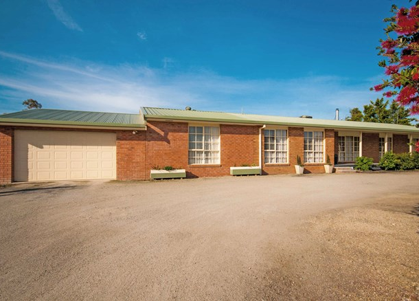 8 Richards Road, Nar Nar Goon VIC 3812