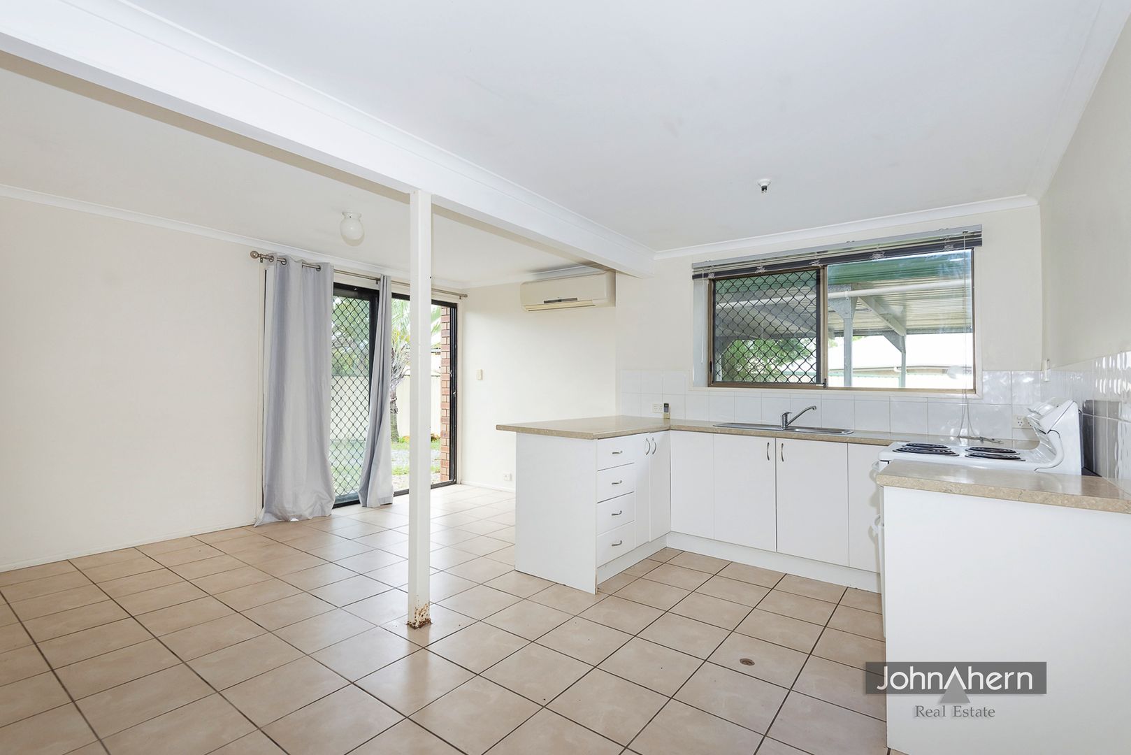 Unit 2/5 Yale Street, Marsden QLD 4132 Apartment For Rent Domain
