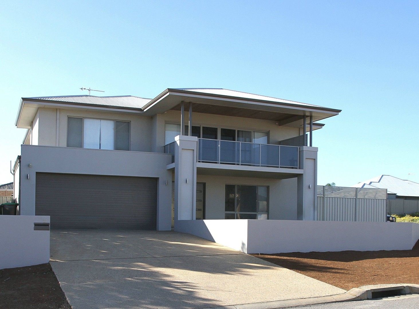 4 bedrooms House in 13 Seahaven View DRUMMOND COVE WA, 6532