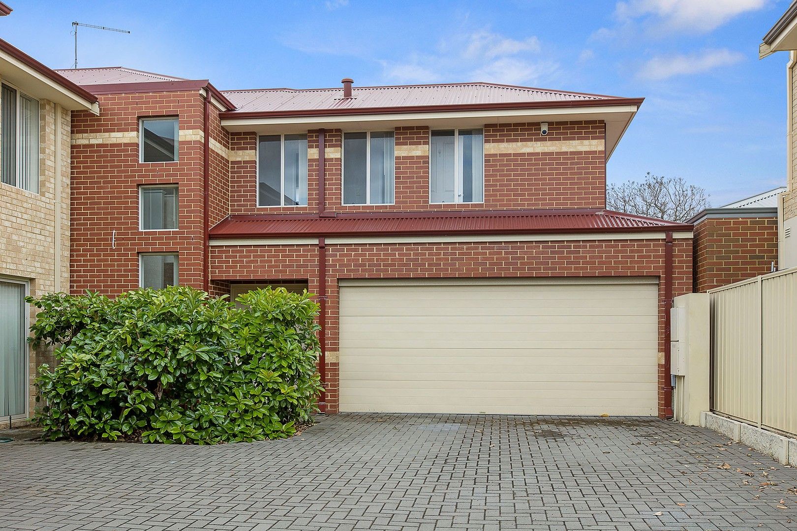 4 bedrooms House in 4/135 Fitzroy Road RIVERVALE WA, 6103