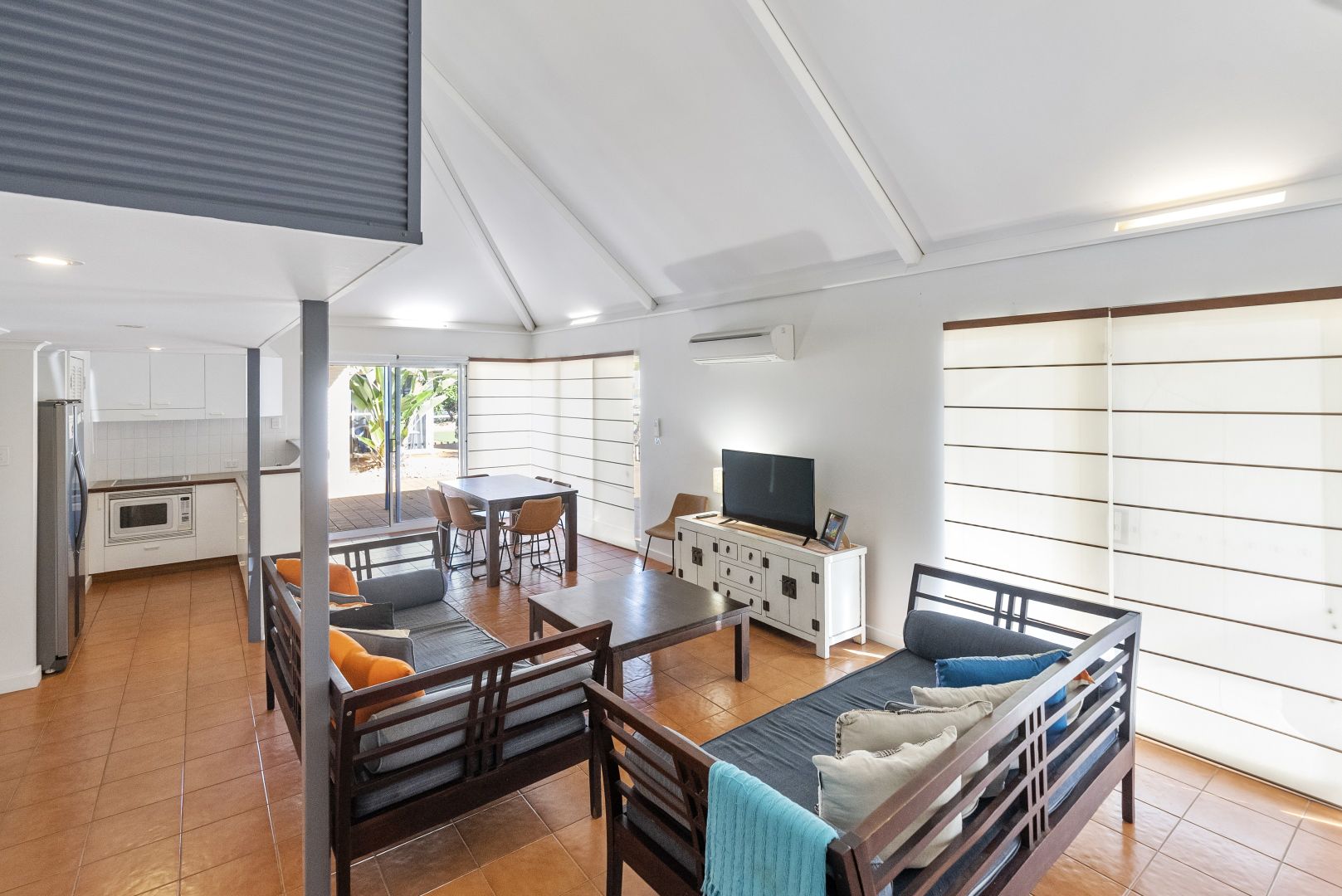 Unit 112 Osprey Holiday Village, Exmouth WA 6707, Image 1