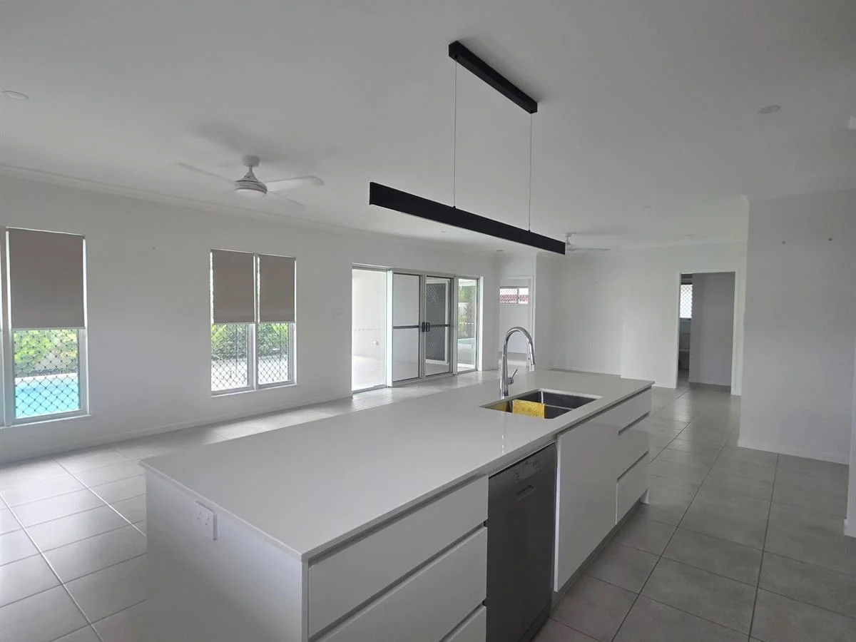 Additional image 3 of 2 COWRIE STREET, Palm Cove QLD 4879
