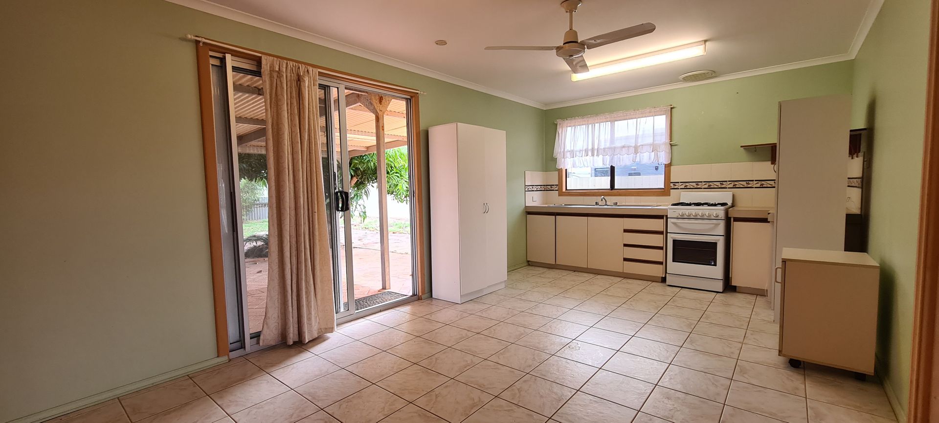 19 Saw Street, Carnarvon WA 6701, Image 1