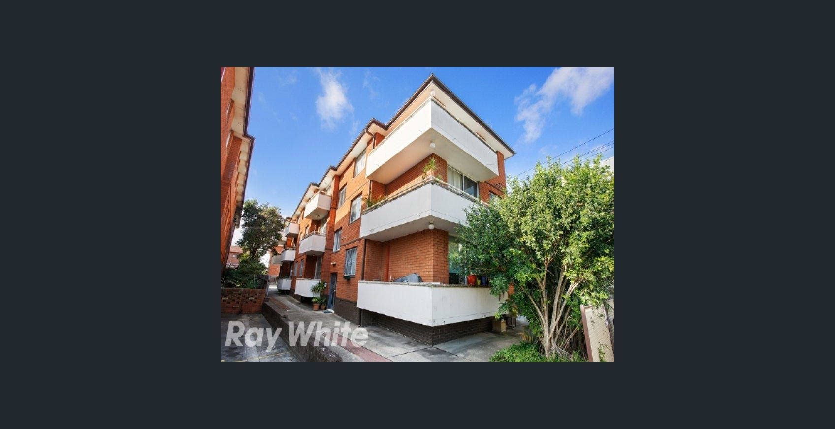 2 bedrooms Apartment / Unit / Flat in 2/15 Woodcourt St MARRICKVILLE NSW, 2204