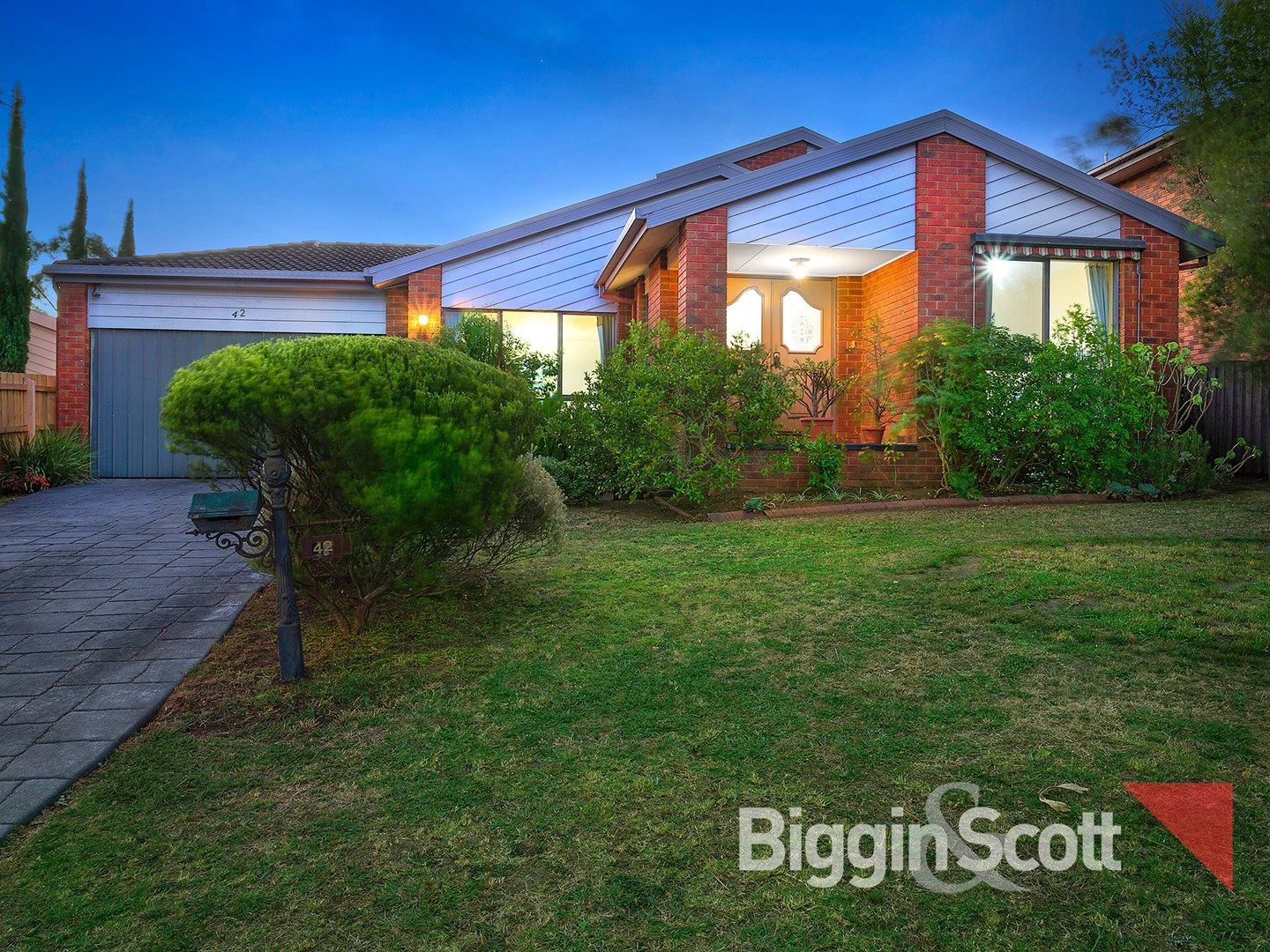 42 Pioneer Close, Vermont South VIC 3133, Image 0