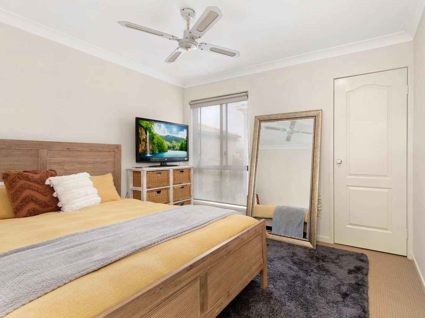 Additional image 3 of 13 Inwood Cct, Merrimac QLD 4226