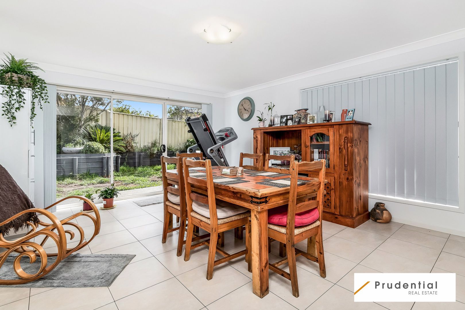 3/22 Watling Avenue, West Hoxton NSW 2171, Image 2