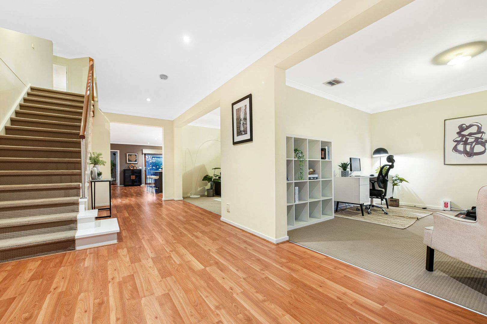 19 Clarendon Drive, Keysborough VIC 3173, Image 2