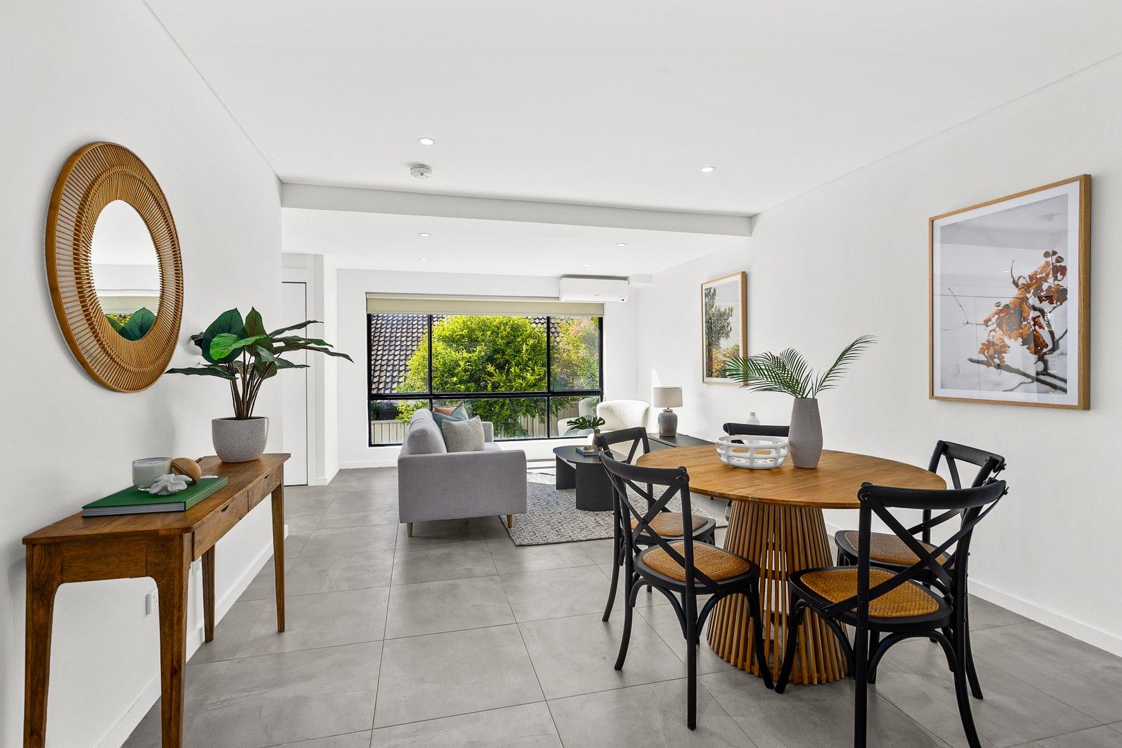 3 bedrooms Townhouse in 8/1-3 Woodlawn Avenue MANGERTON NSW, 2500