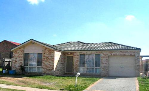 9 Milparinka Close, Hoxton Park NSW 2171