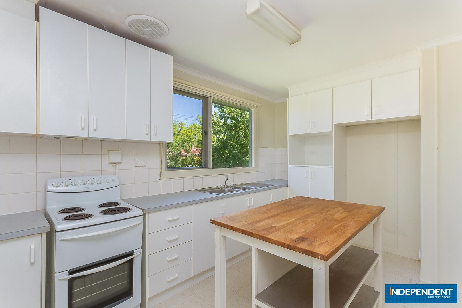 11 Scott Street, Narrabundah ACT 2604, Image 1