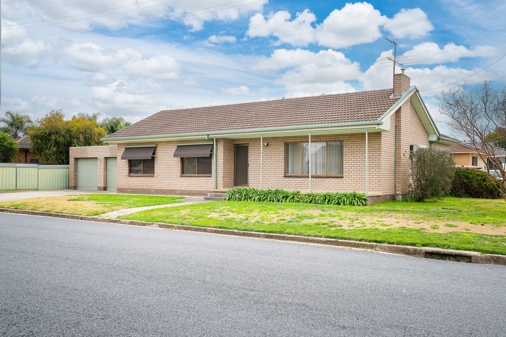 491 Kemp Street, Lavington Property History & Address Research Domain