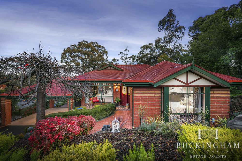 4 bedrooms House in 15-16 Cityview Court ELTHAM VIC, 3095
