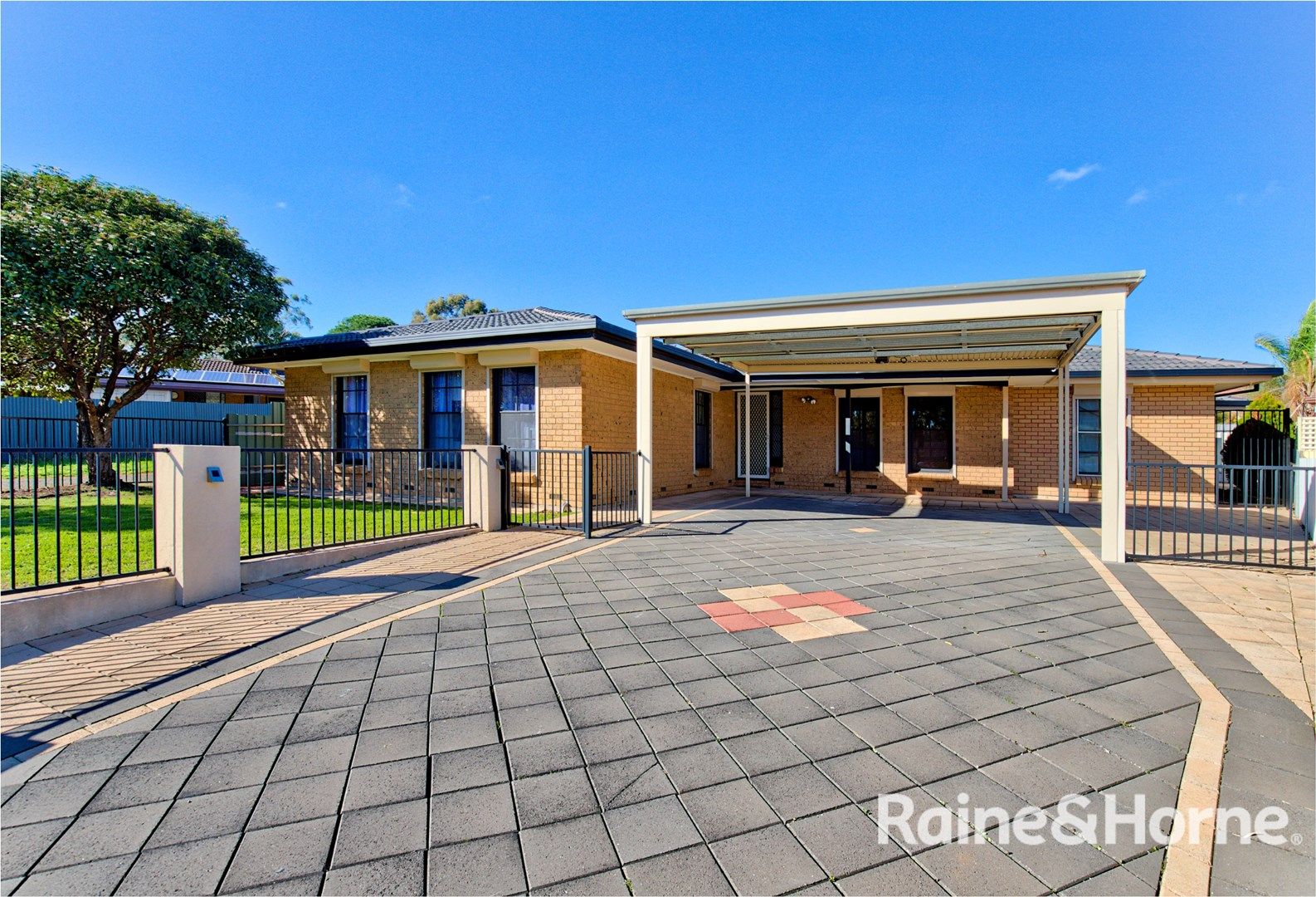 18 Victor Place, Hillbank SA 5112, Image 0