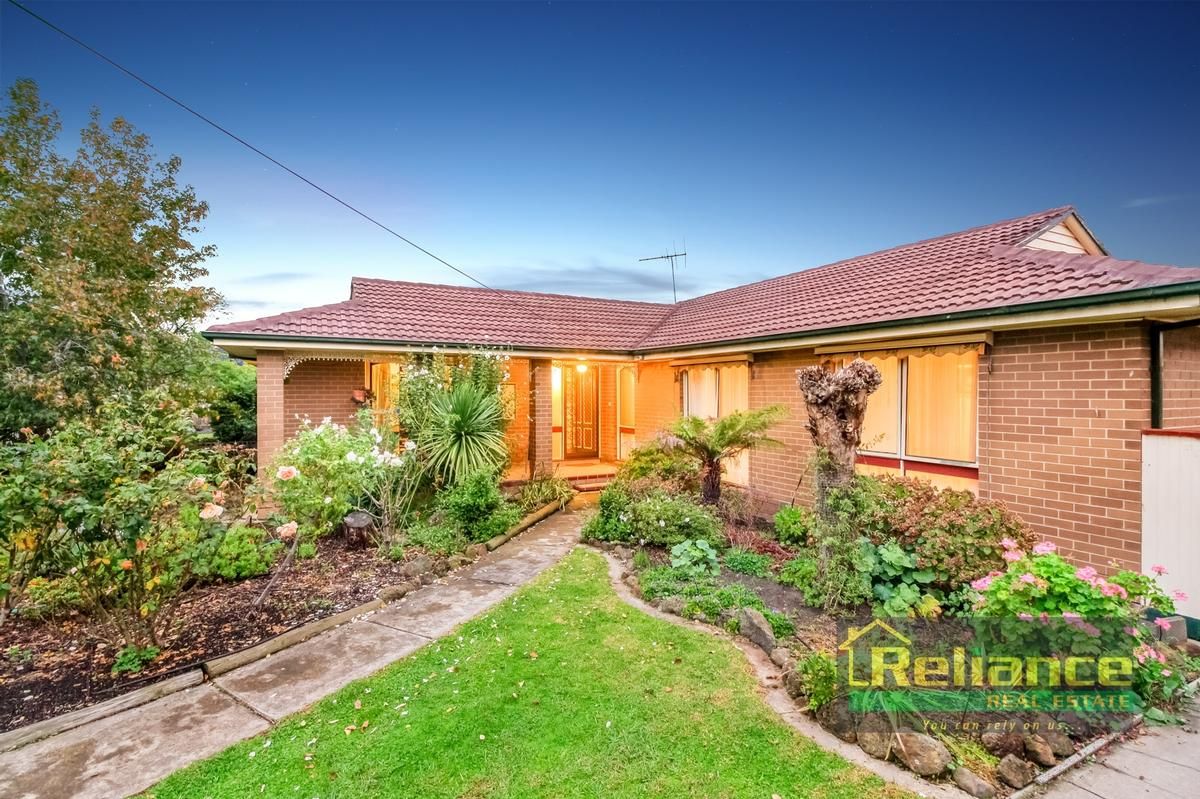 11 Strathmore Crescent, Hoppers Crossing VIC 3029, Image 0
