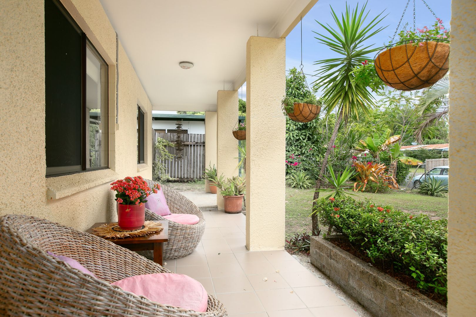 32 Oak Street, Holloways Beach QLD 4878, Image 1